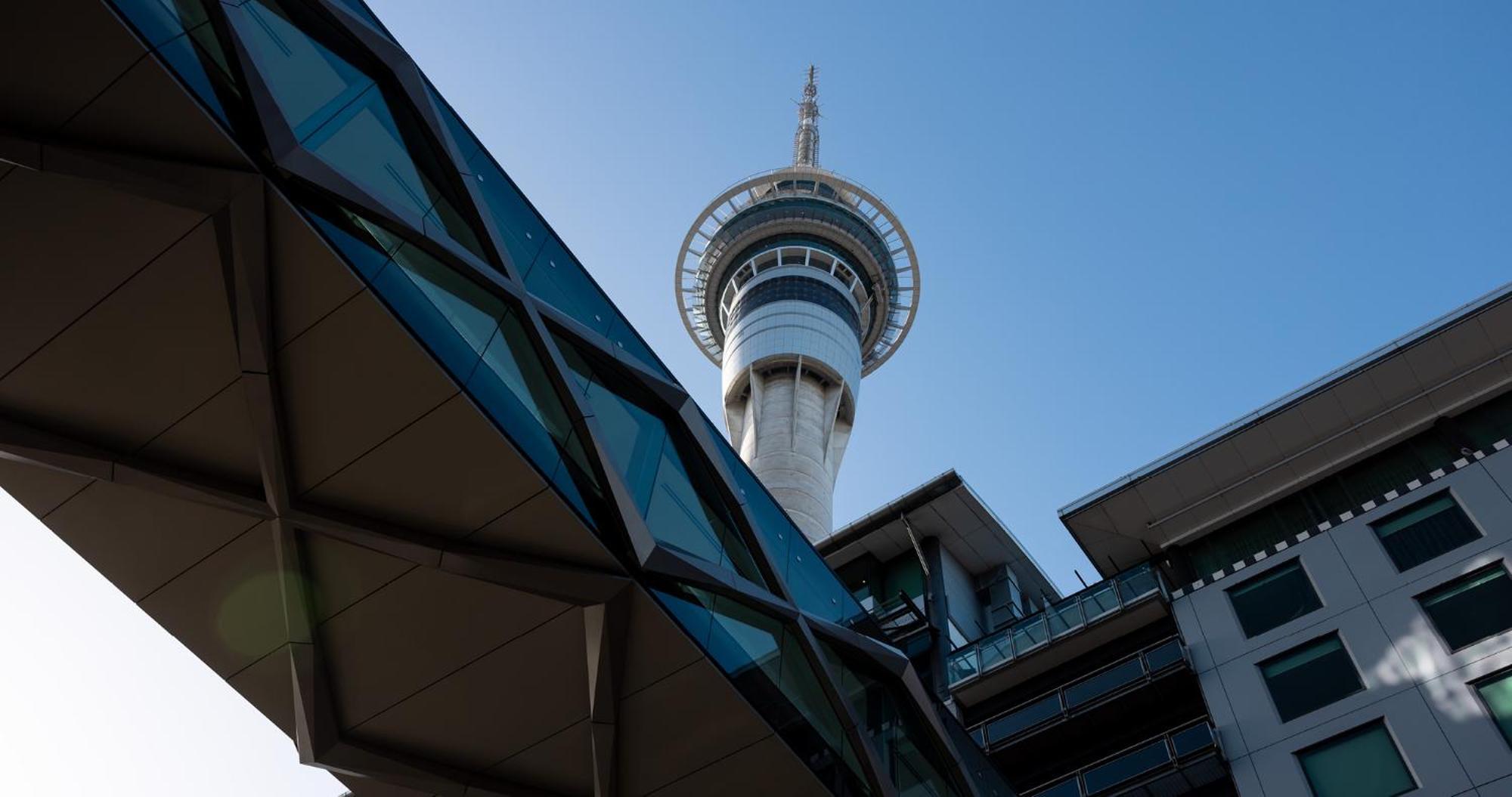 אוקלנד Horizon By Skycity מראה חיצוני תמונה Sky Tower, Auckland